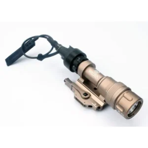 ARMACORE TACTICAL SF M952V STROBE M93 LED QD MOUNT 20MM WEAPON LIGHT [TAN FDE]